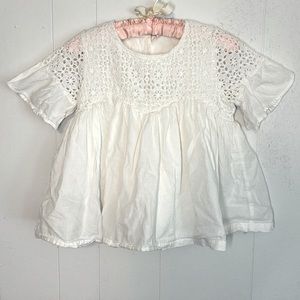 Cat & Jack Girl’s White Eyelet Blouse